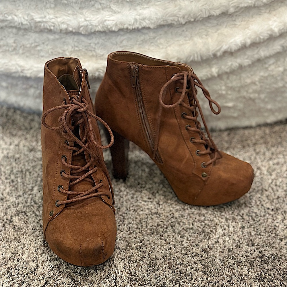 Tan Heel Booties